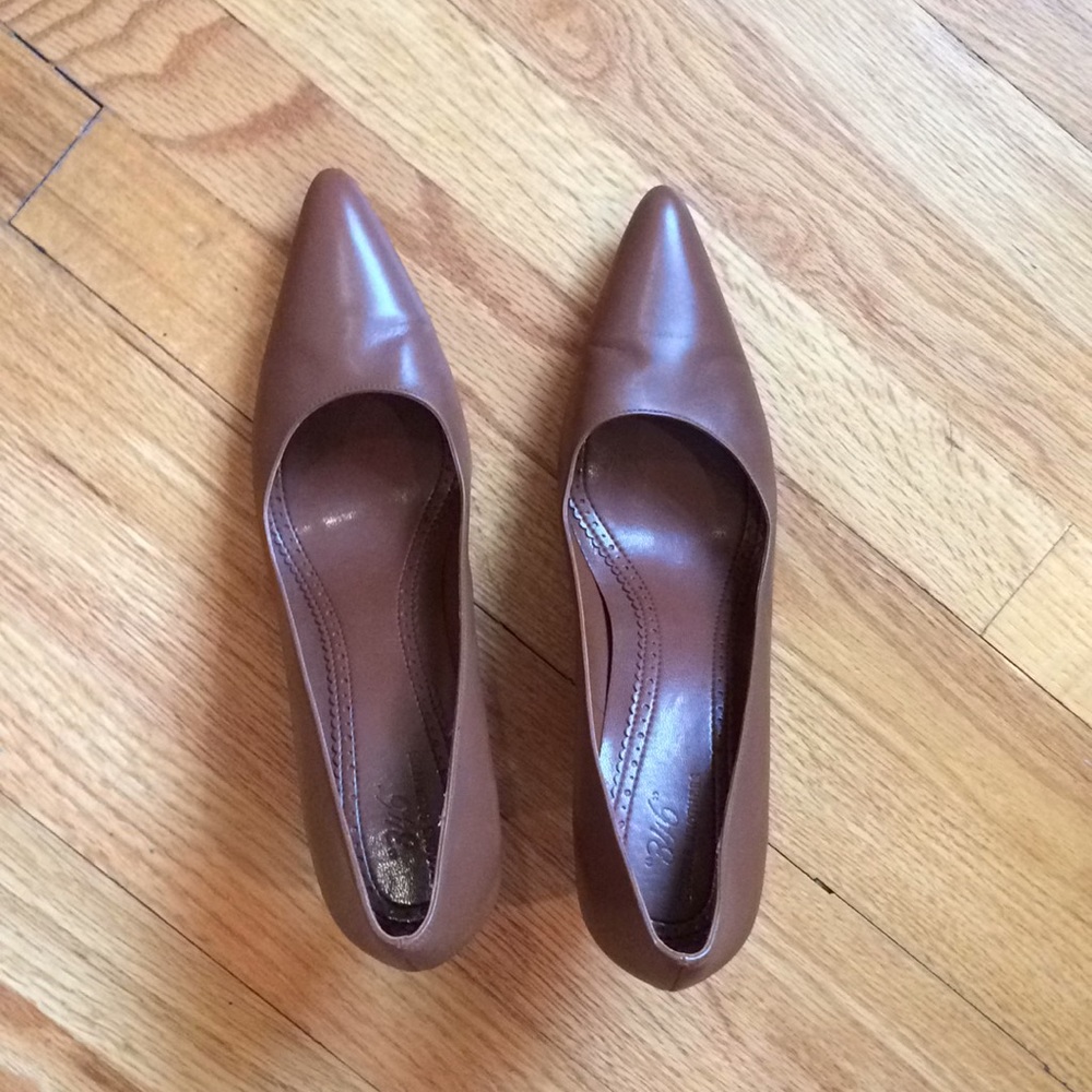 Brooks Brothers Leather Heels